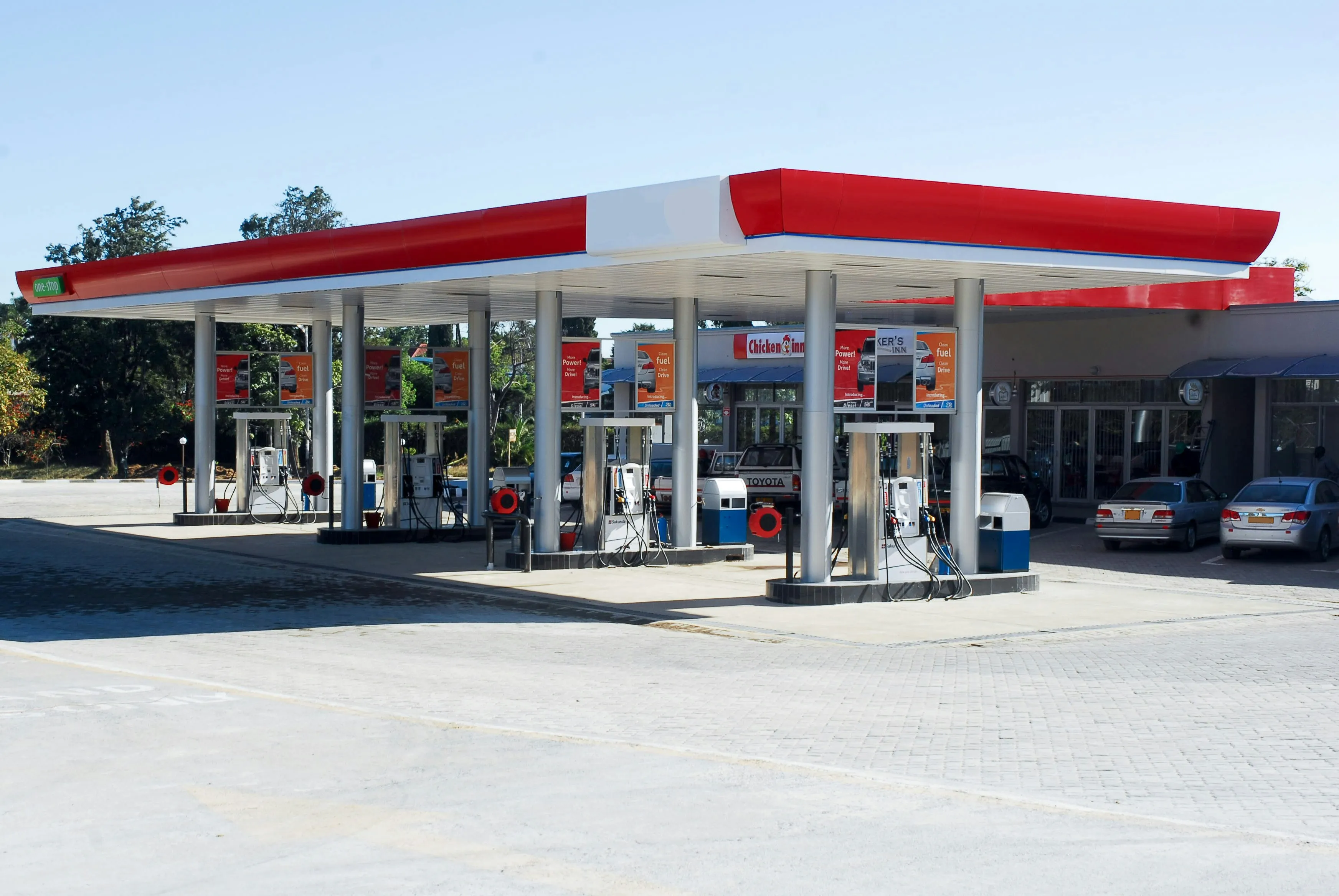 Blumenautomat für Tankstellen: 24/7 Umsatzpotenziale für Floristen nutzen